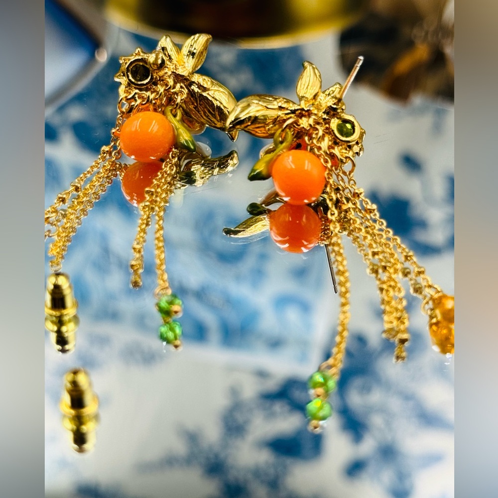 🆕 LES NEREIDES 🧿 NIB Gardens in Provence Orange Blossom Chain Earring - Picture 4 of 16